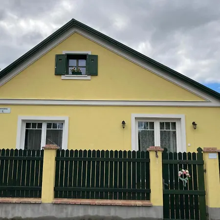 Vanilia Apartman Eger Exterior photo